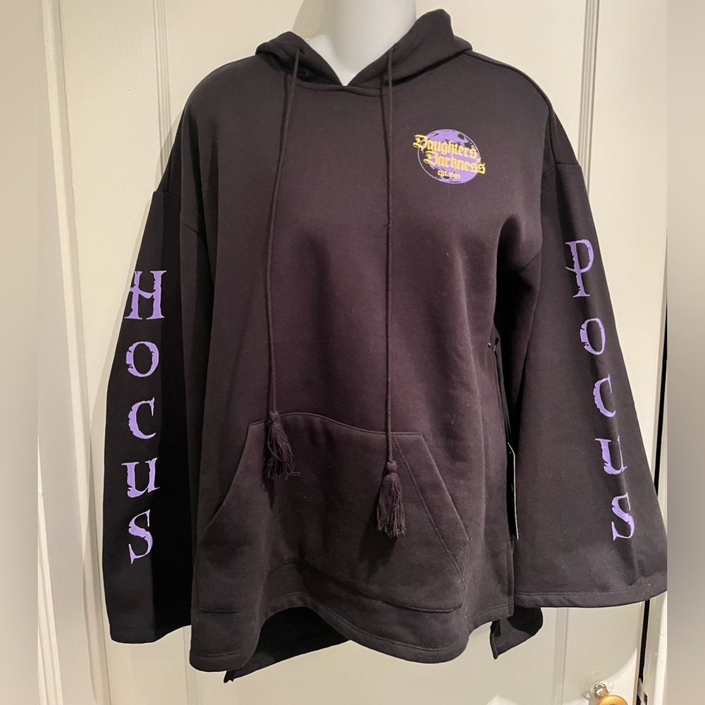 Disney Hocus Pocus Bell Sleeve Hoodie Women’s Size Small NWT